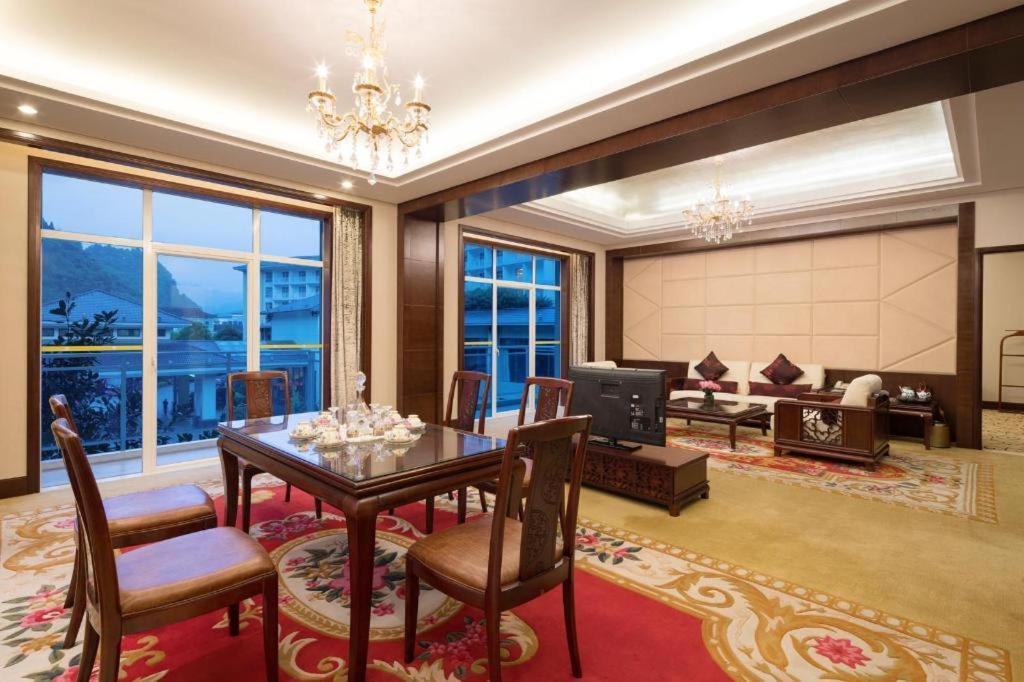 Zhangjiajie Qinghe Jinjiang International Hotel Экстерьер фото